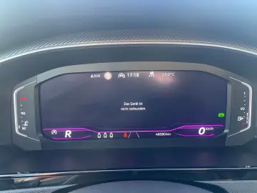 Arteon 2.0TDI R-Line PANO VIRTUAL CAM KEYLESS