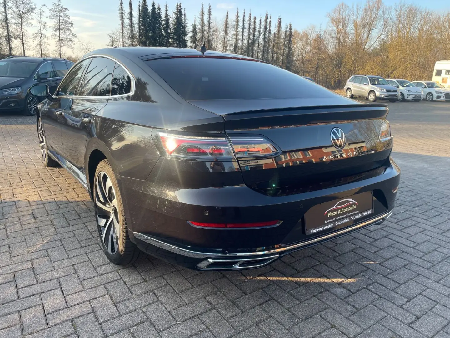 Arteon 2.0TDI R-Line PANO VIRTUAL CAM KEYLESS
