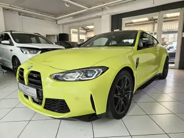 M4 Coupe Competition M Sao Paulo Gelb