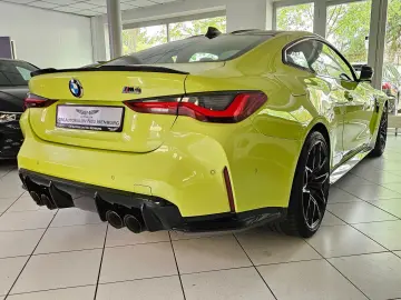 M4 Coupe Competition M Sao Paulo Gelb