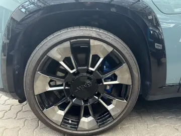 BMW XM LED hibrid SoftClose Stop Go B&W