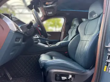 BMW XM LED hibrid SoftClose Stop Go B&W