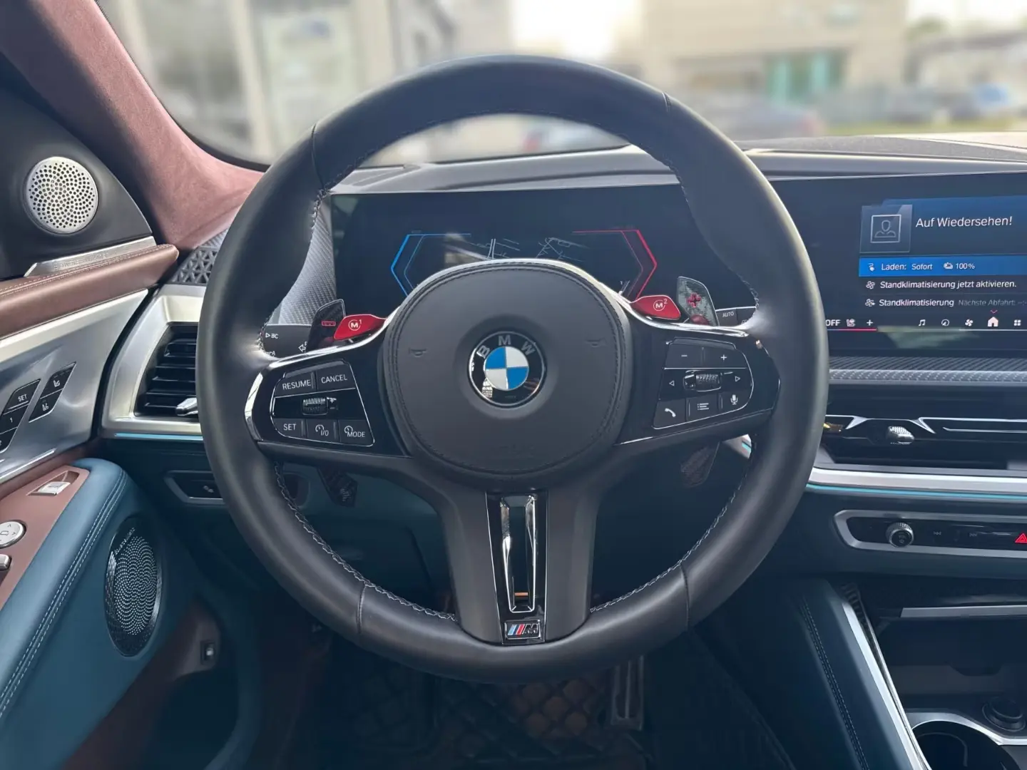 BMW XM LED hibrid SoftClose Stop Go B&W