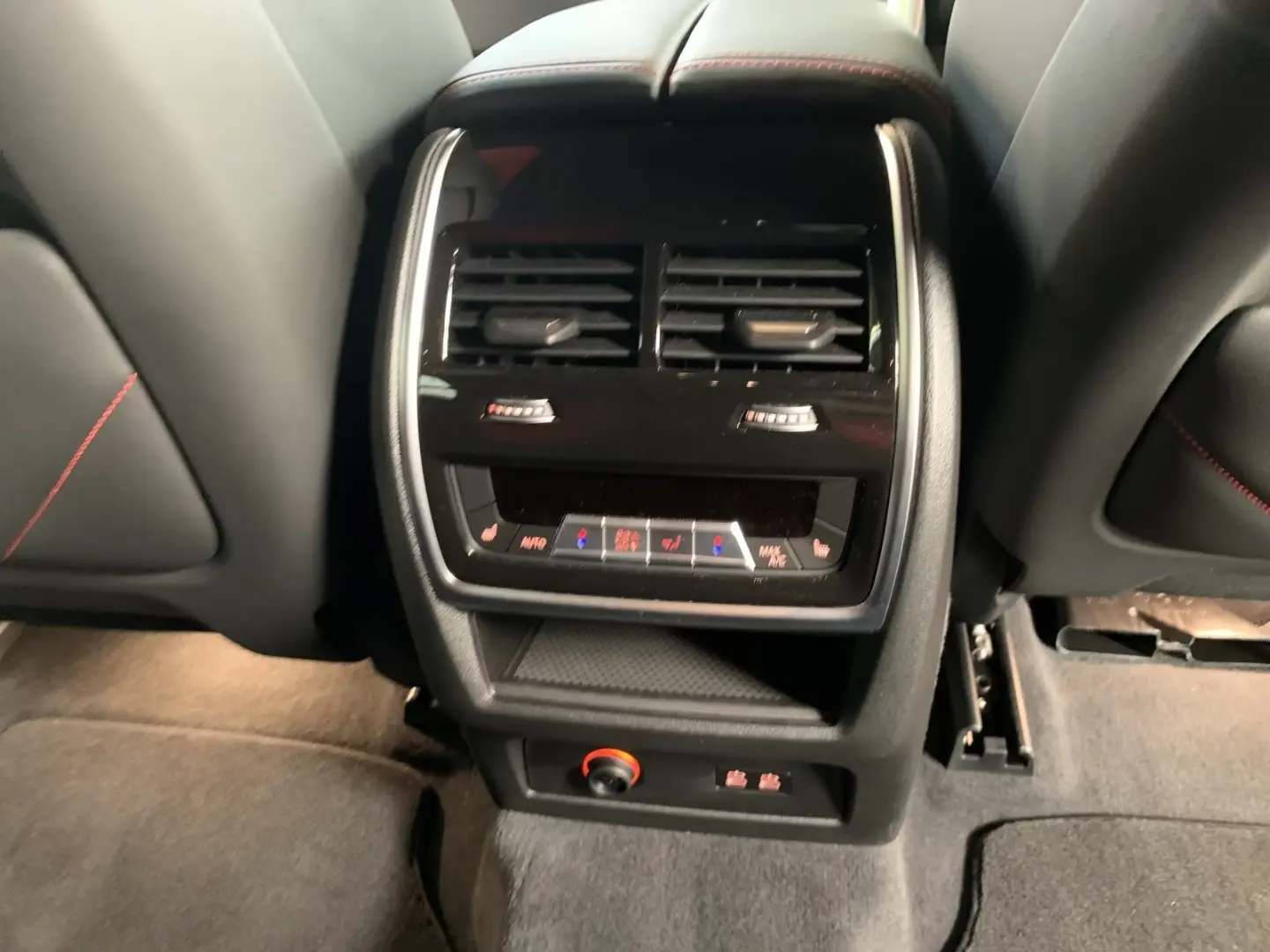 BMW XM Rata de leasing 1.642 - br.o.Anz.