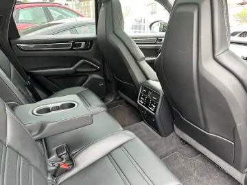 Cayenne S SPORTDESIGN PAKET HEAD CARBON PANO 21-