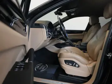 Cayenne S HeadUp 360  Matrix LED