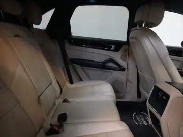 Cayenne S HeadUp 360  Matrix LED