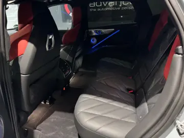 BMW XM Etichetă VMAX Alb-negru 23