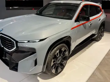 BMW XM Etichetă VMAX Alb-negru 23