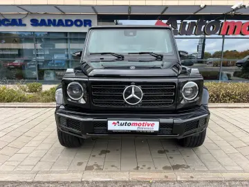 MERCEDES BENZ G500
