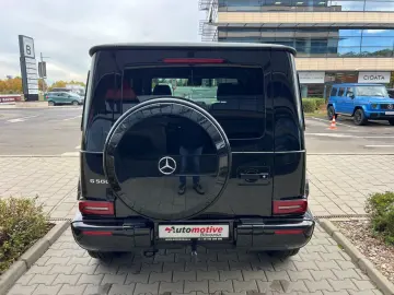 MERCEDES BENZ G500
