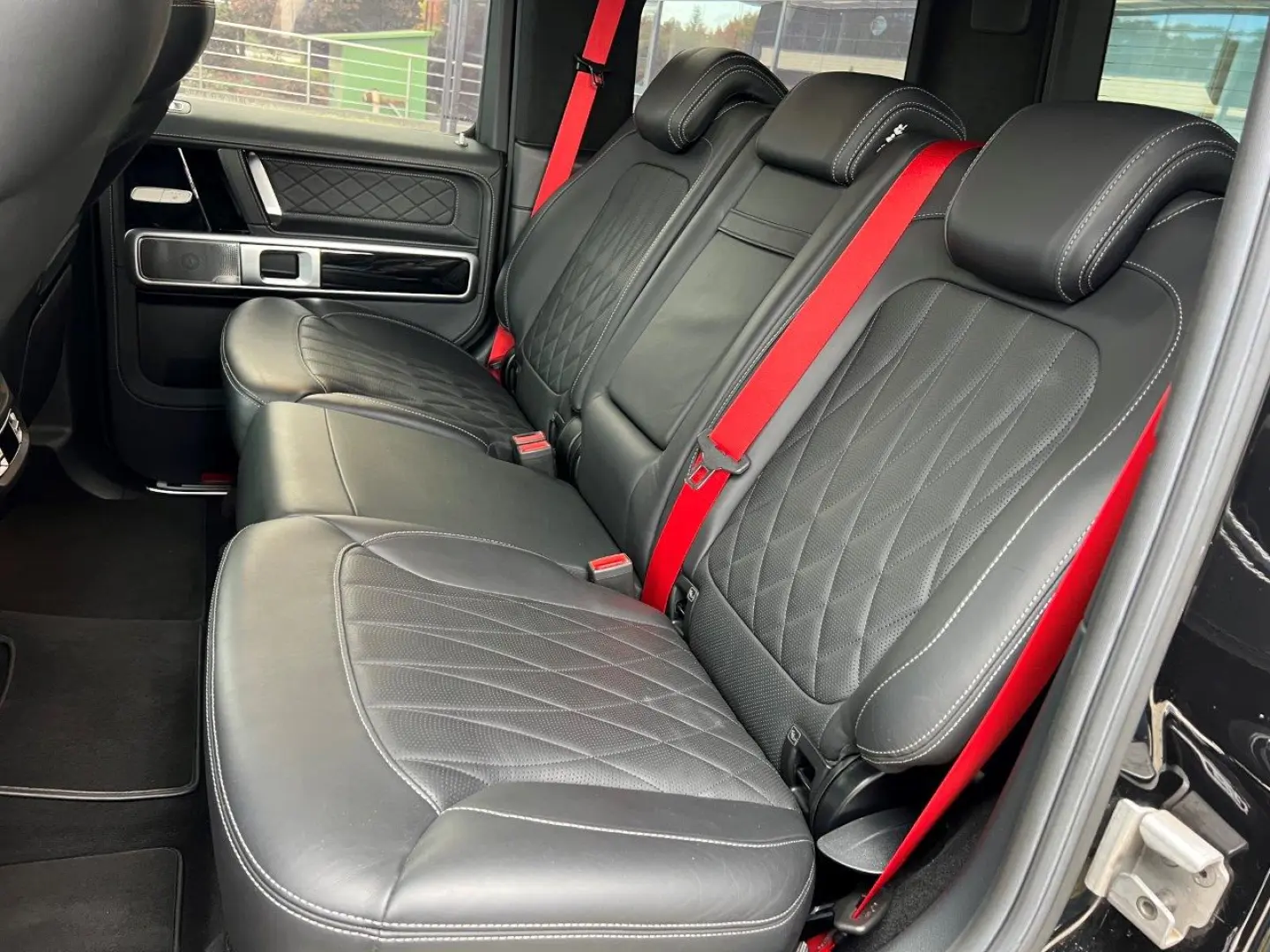 MERCEDES BENZ G500