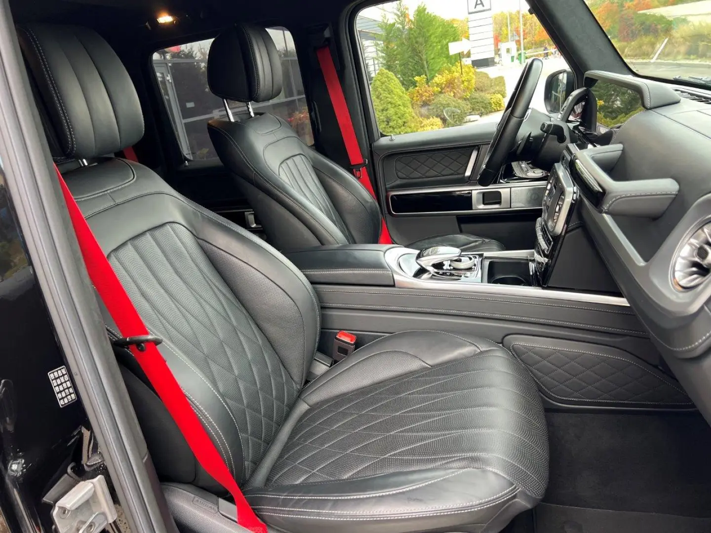 MERCEDES BENZ G500