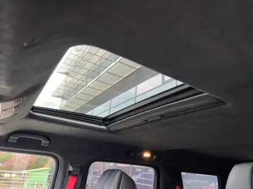 MERCEDES BENZ G500