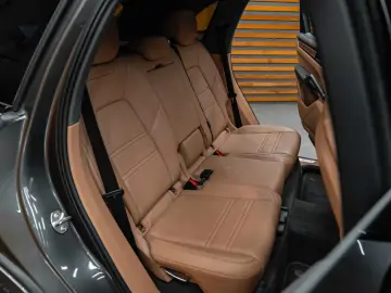 Cayenne E-Hybrid Approved Bose Panorama ACC 21
