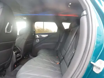 XM LABEL   INDIV ON REQUEST   FULL   B&W   ANHKP