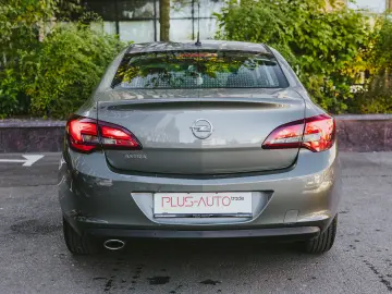 Opel Astra 1.4