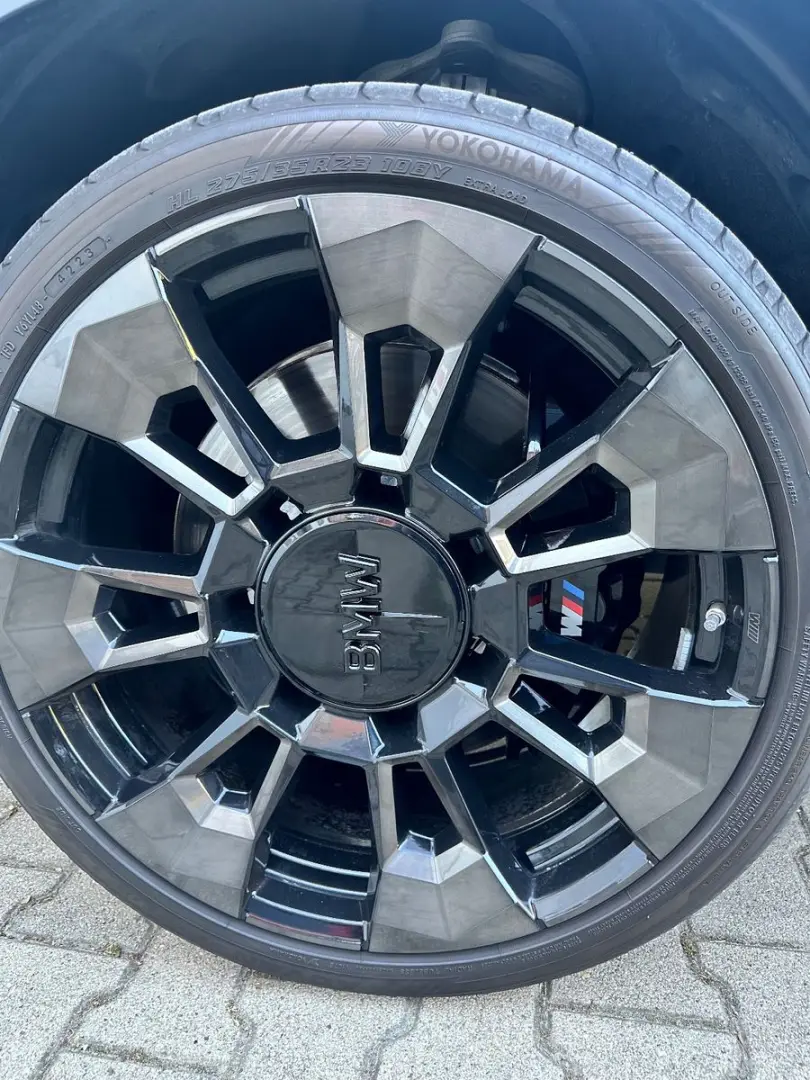 XM Individual Red Label B&W 23  TV Performance