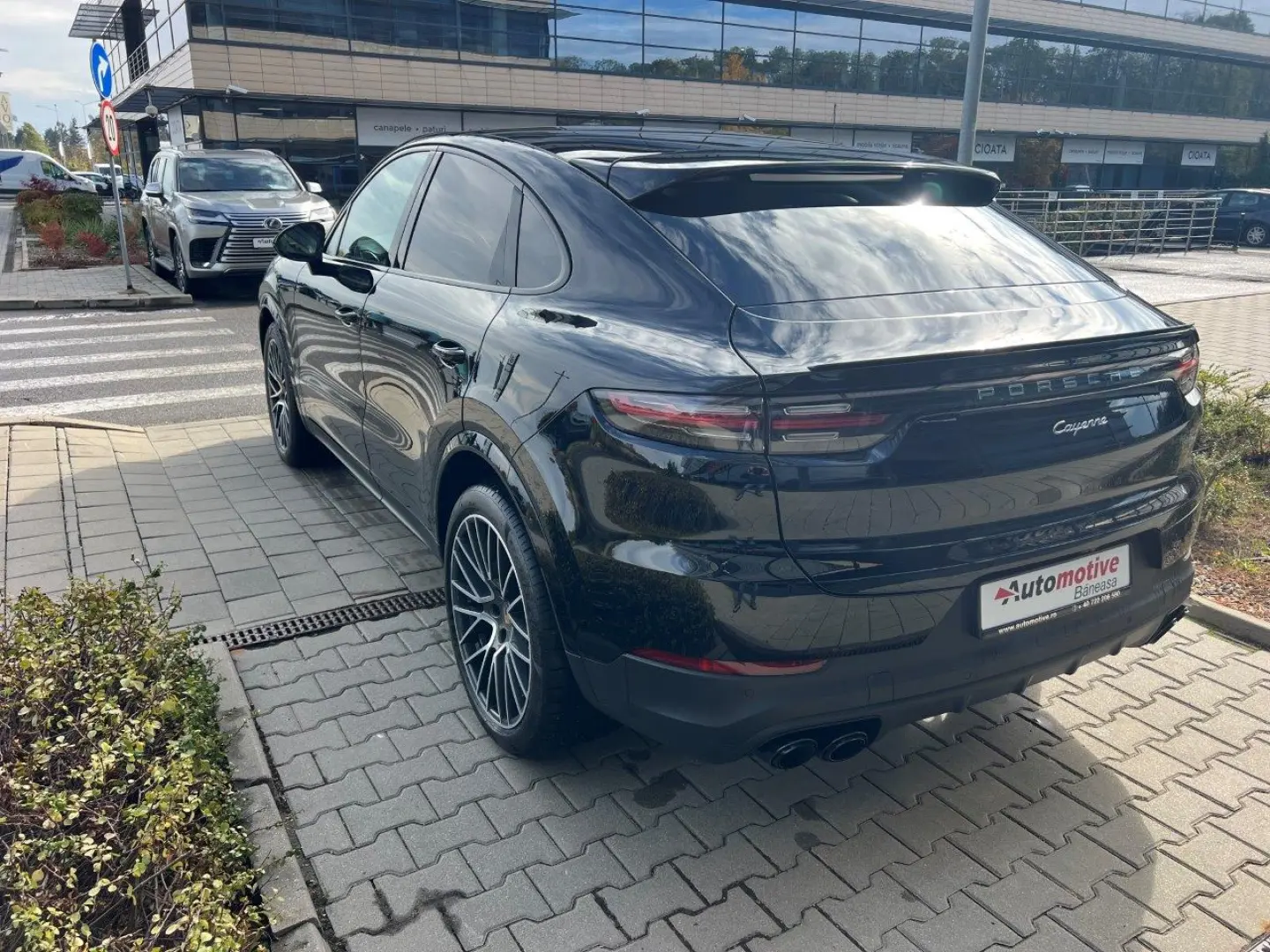 PORSCHE CAYENNE COUPE