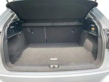 Q2 35 TFSI S-tronic Navi Einparkh. CarPlay 16´´