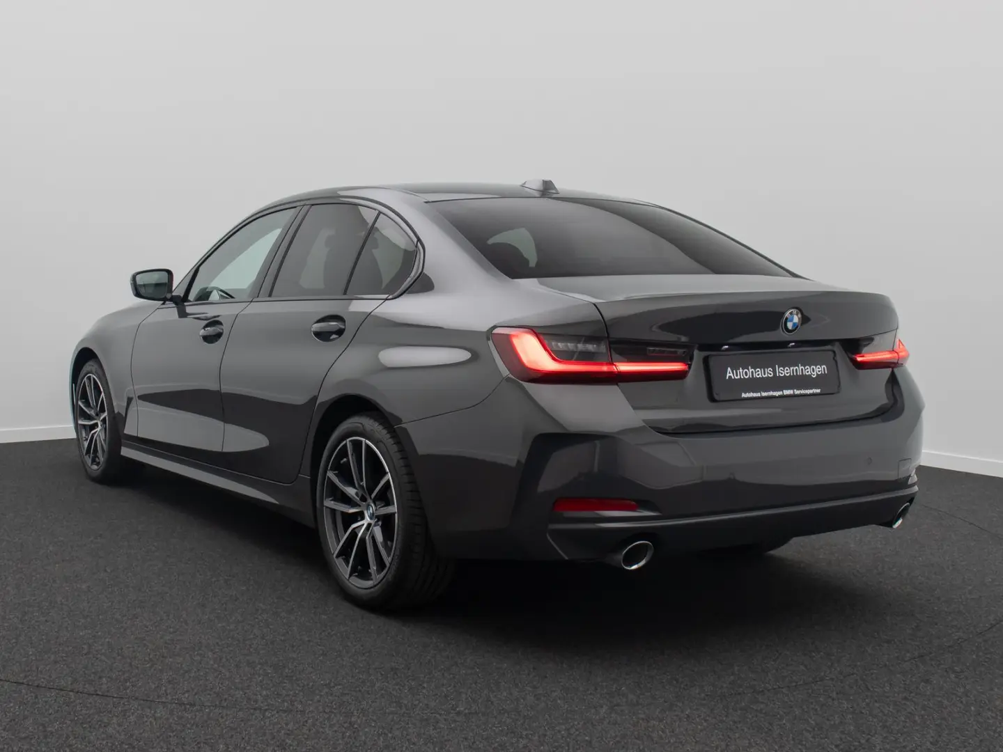 318d Sport Leder DAB Individual DrivAssis 18Zoll