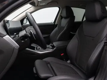 318d Sport Leder DAB Individual DrivAssis 18Zoll