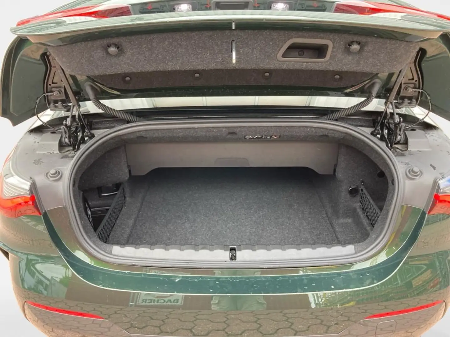 420i Cabrio M Sport Individual Nackenwärmer LED