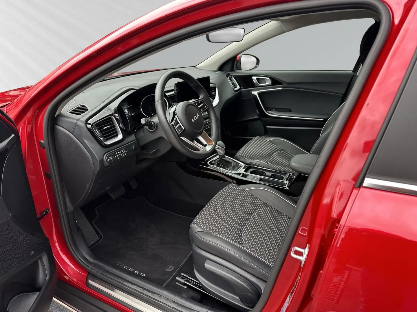 XCeed Spirit 1.5 T-GDI DCT7 AHK  Garantie