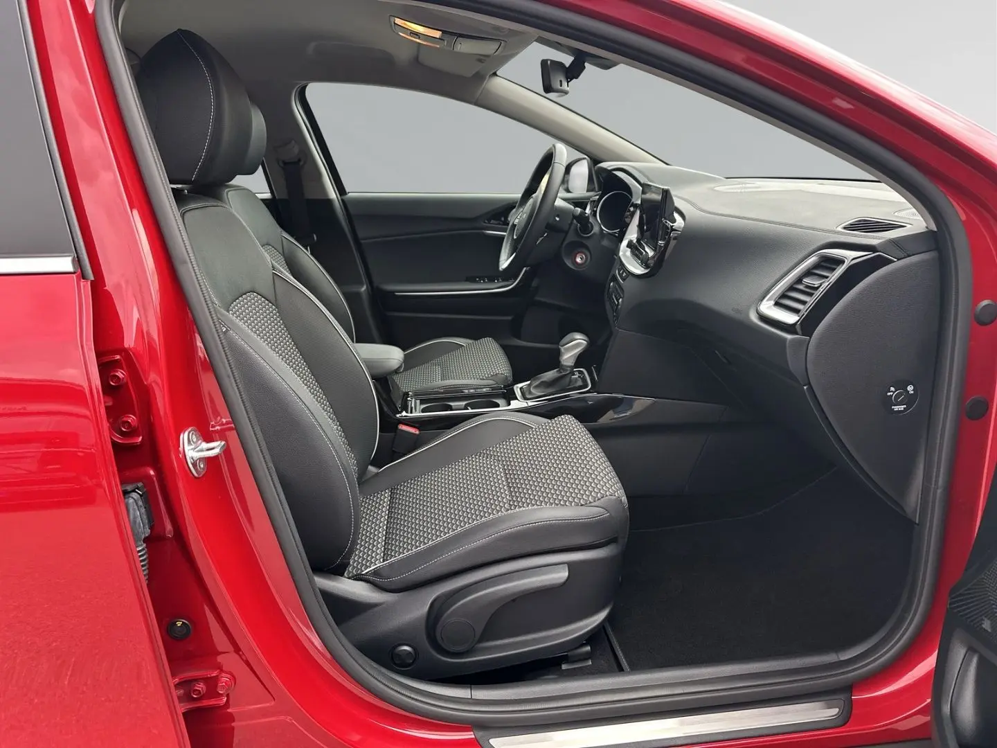 XCeed Spirit 1.5 T-GDI DCT7 AHK  Garantie