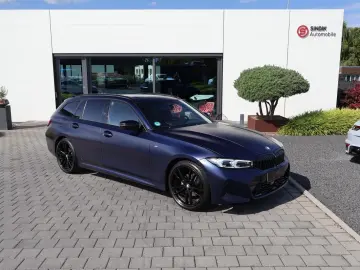 320 d xDrive M Sport -INDIVIDUAL-Pano-Standhzg.