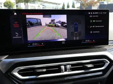 320 d xDrive M Sport -INDIVIDUAL-Pano-Standhzg.