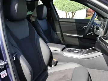 320 d xDrive M Sport -INDIVIDUAL-Pano-Standhzg.