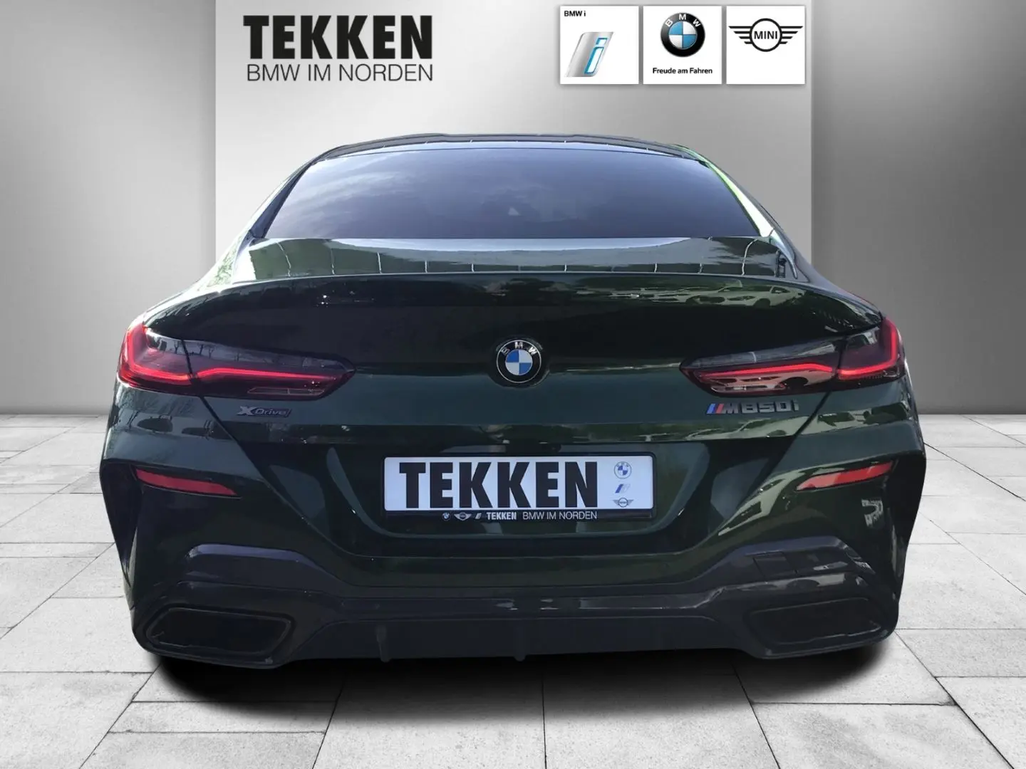 M850 i xDrive Gran Coupe Individuallackierung un