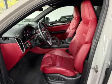 Cayenne Coupe E-Hybrid Platinum Edition