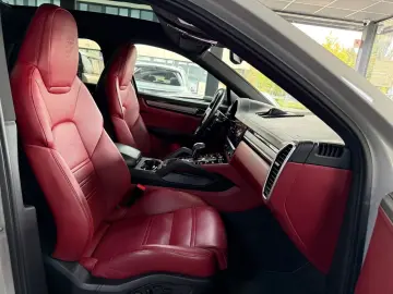 Cayenne Coupe E-Hybrid Platinum Edition
