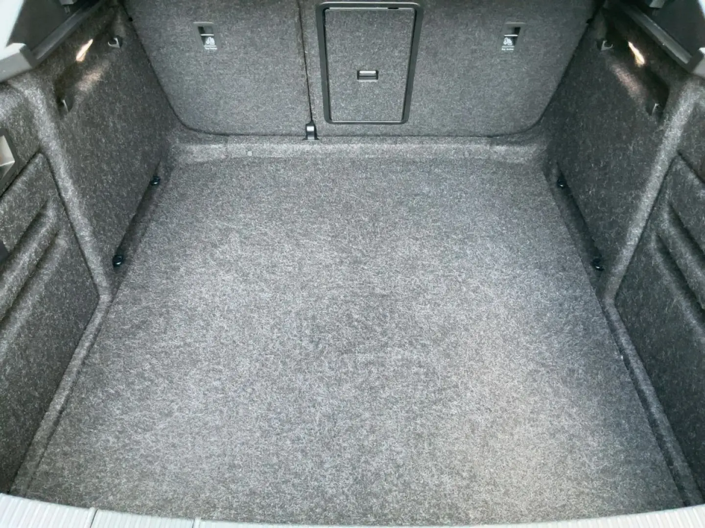 Superb 2.0 TDI 4x4 DSG STYLE MATRIX AHK STDHZG