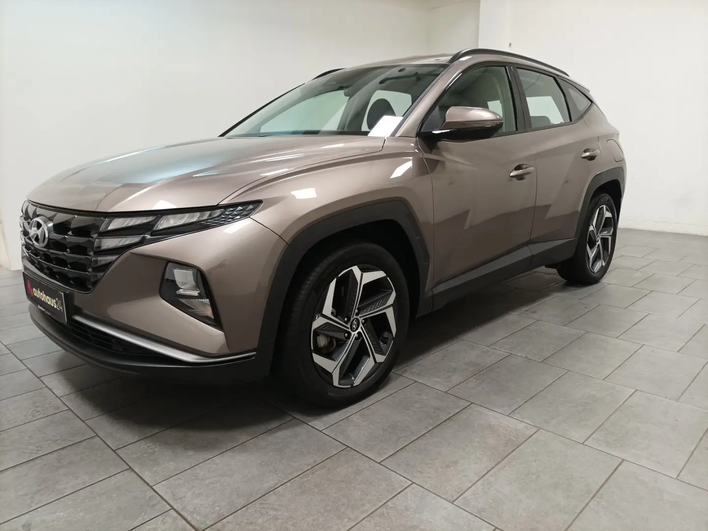 Tucson 1.6 T-GDI Basis 4WD Carplay PDC LED