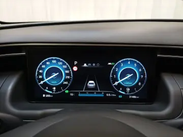 Tucson 1.6 T-GDI Basis 4WD Carplay PDC LED