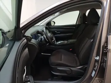 Tucson 1.6 T-GDI Basis 4WD Carplay PDC LED