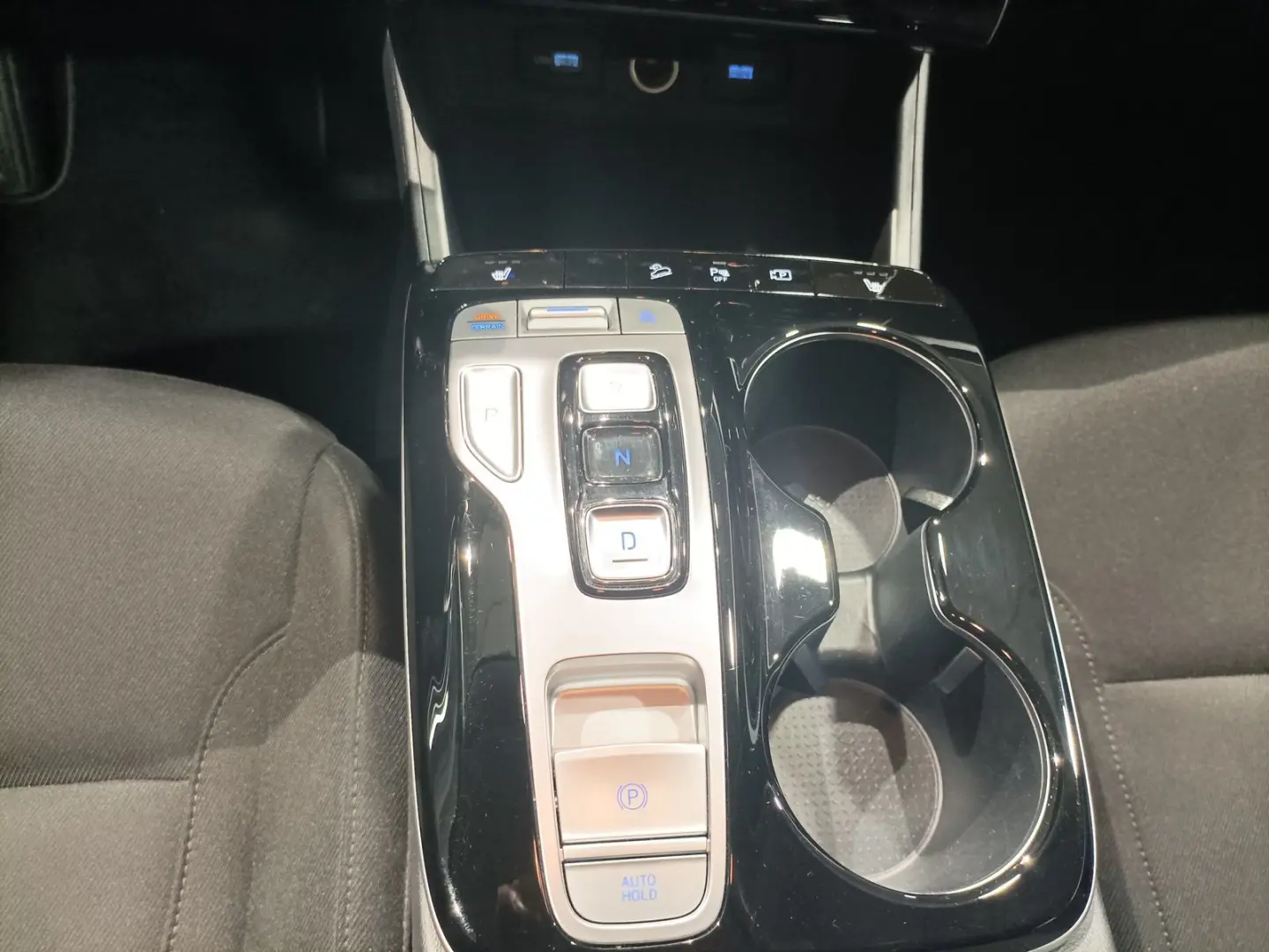 Tucson 1.6 PHEV 4WD LED Navi ParkPilot Sitzhzg