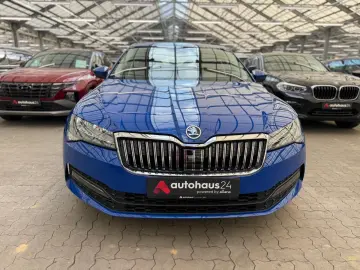 Superb 1.5 TSI  Ambition ACC LED Kamera