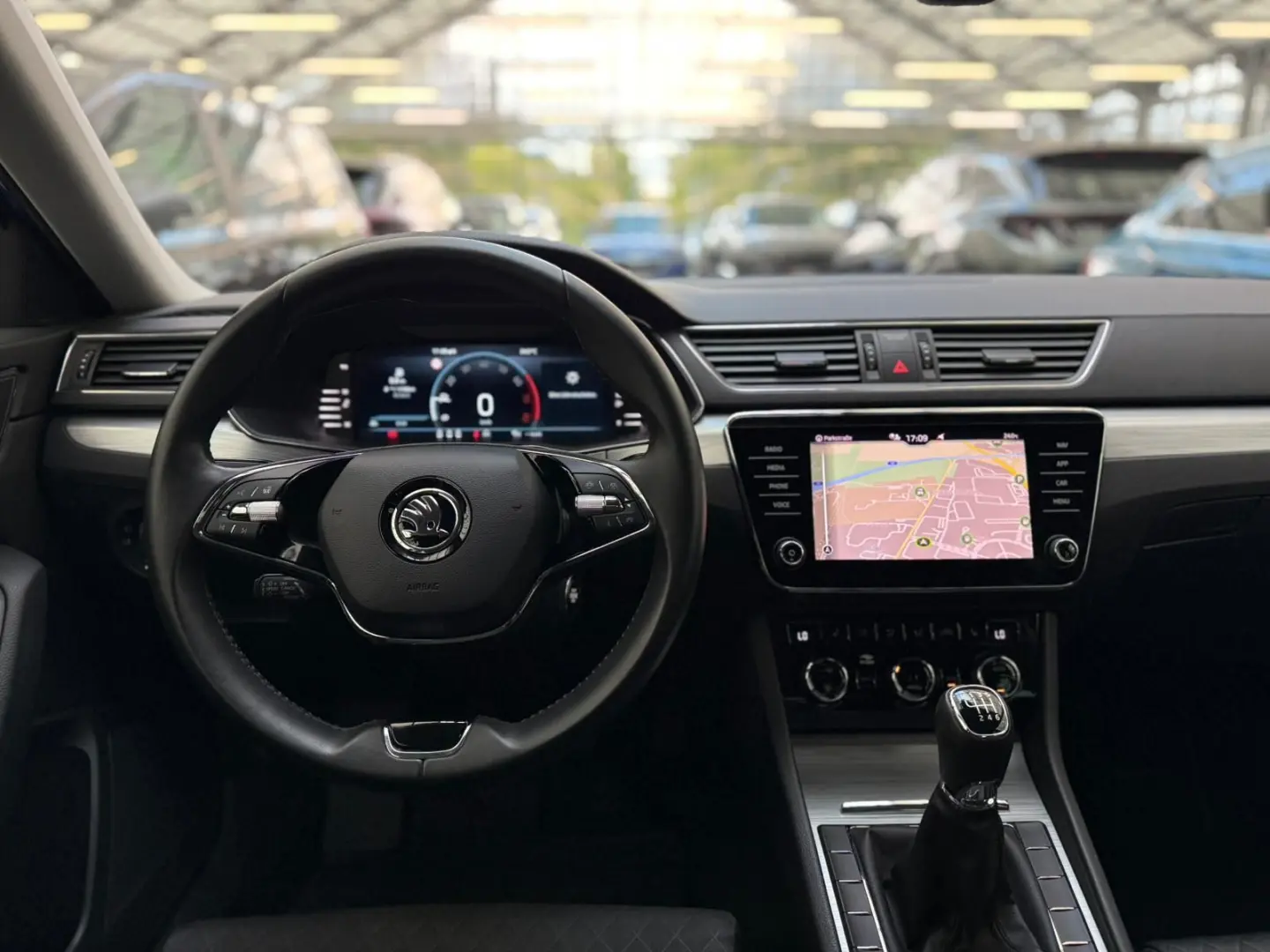 Superb 1.5 TSI  Ambition ACC LED Kamera