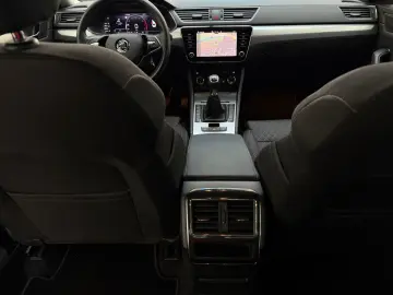 Superb 1.5 TSI  Ambition ACC LED Kamera