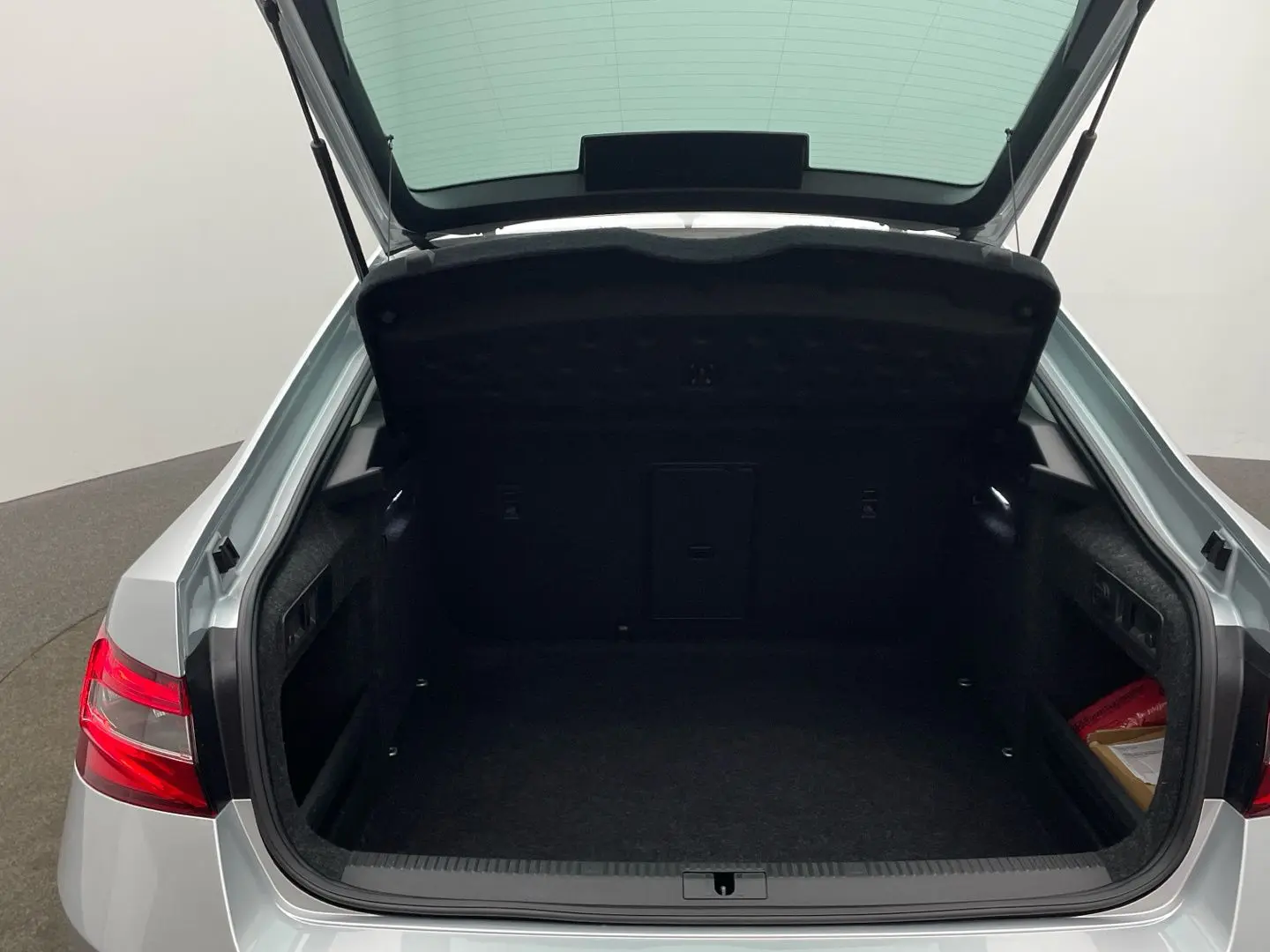 Superb 2.0 TDI Business Amundsen SmartLink