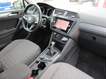Tiguan Life 2.0TDI DSG 4Mo Facelift LED Navi ACC