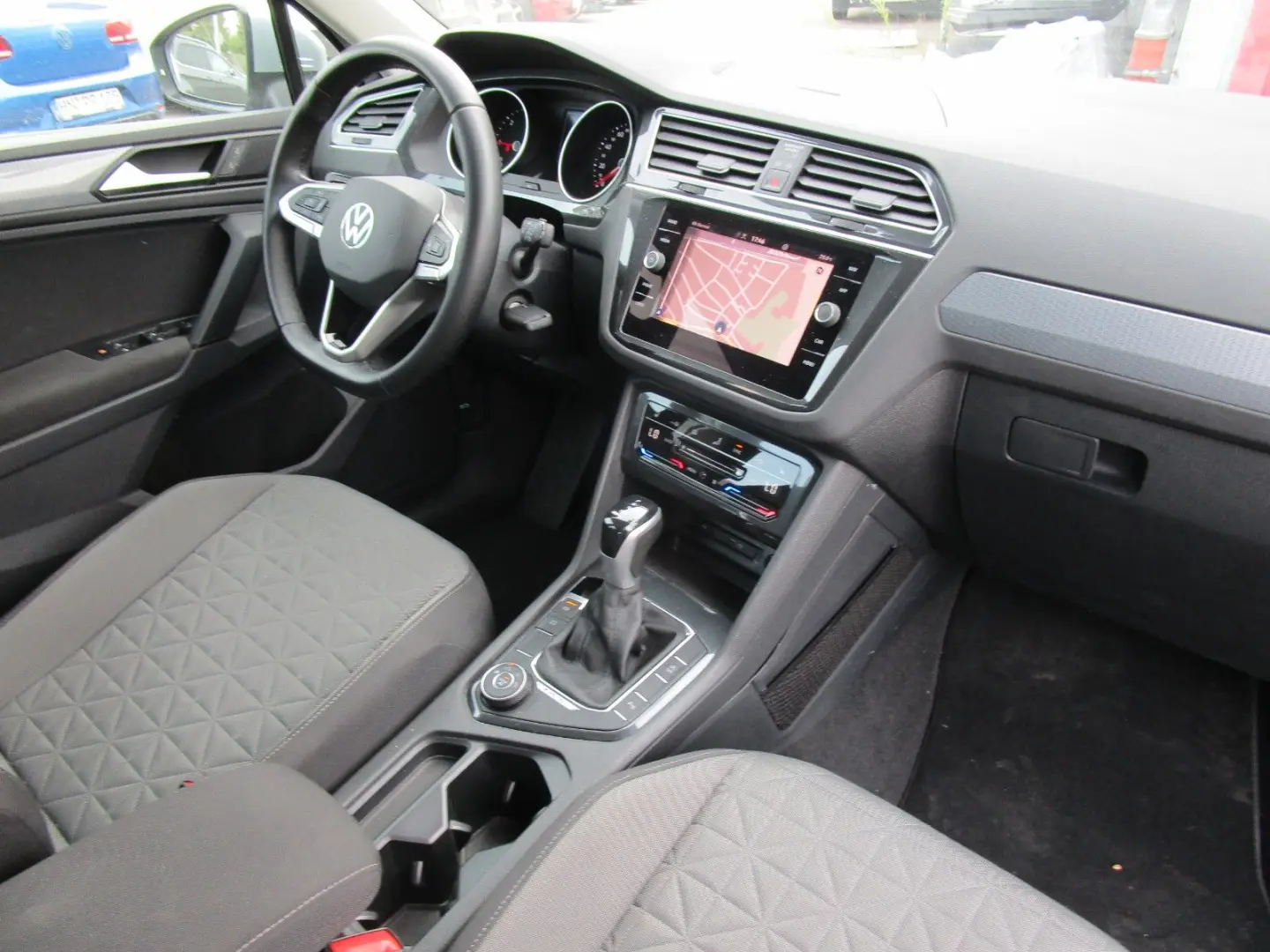 Tiguan Life 2.0TDI DSG 4Mo Facelift LED Navi ACC