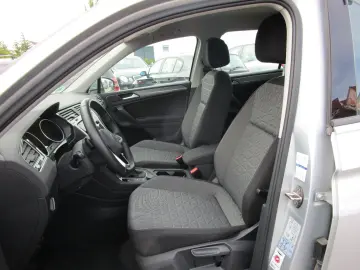 Tiguan Life 2.0TDI DSG 4Mo Facelift LED Navi ACC