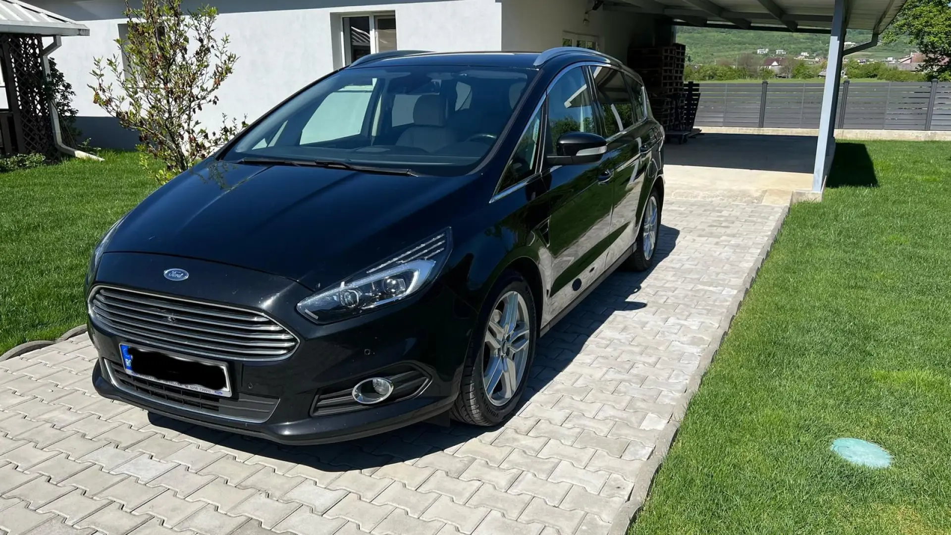 Ford S-Max