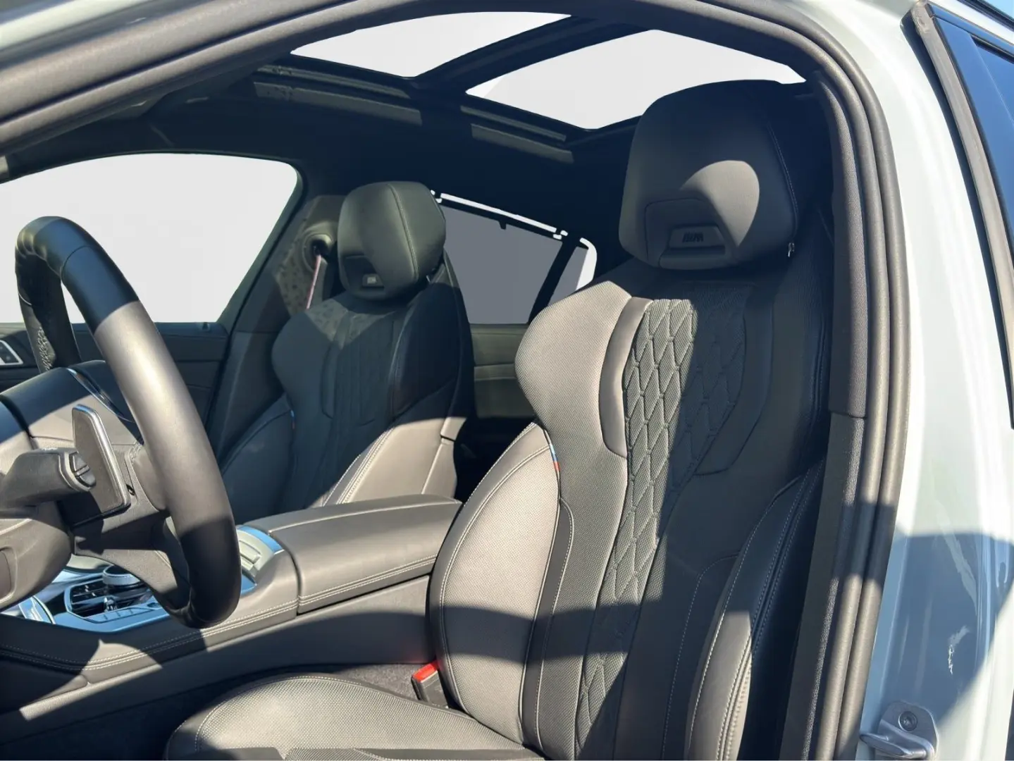 X6 xDrive40d M Sport Pro   Massage   Pano. Sky L