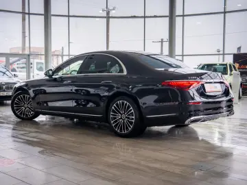 Mercedes-Benz S-Class 580 e 9G-TRONIC